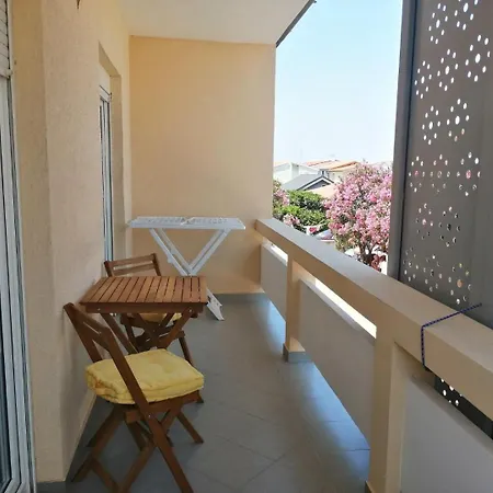 Apartment Sanja - 100 Meters To The