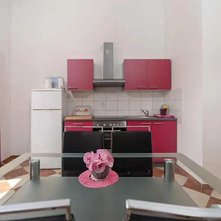 Sanja * Vir