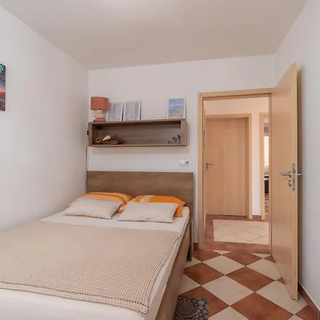 Apartment Sanja Vir