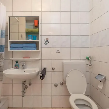 Sanja Apartment *