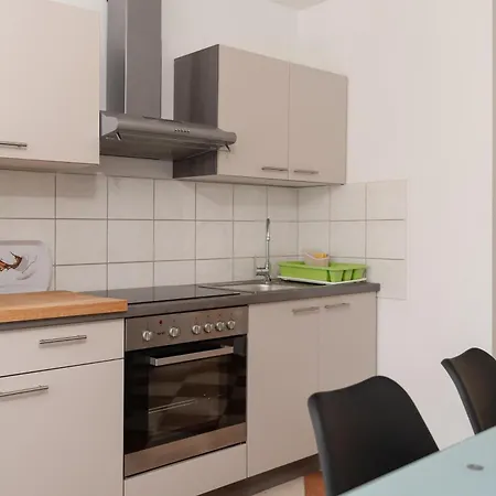 Sanja Apartment *