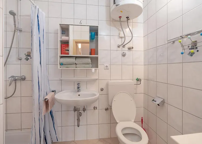 Апартаменты Sanja Вир